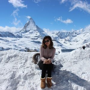 Meet your Posher, Jenna